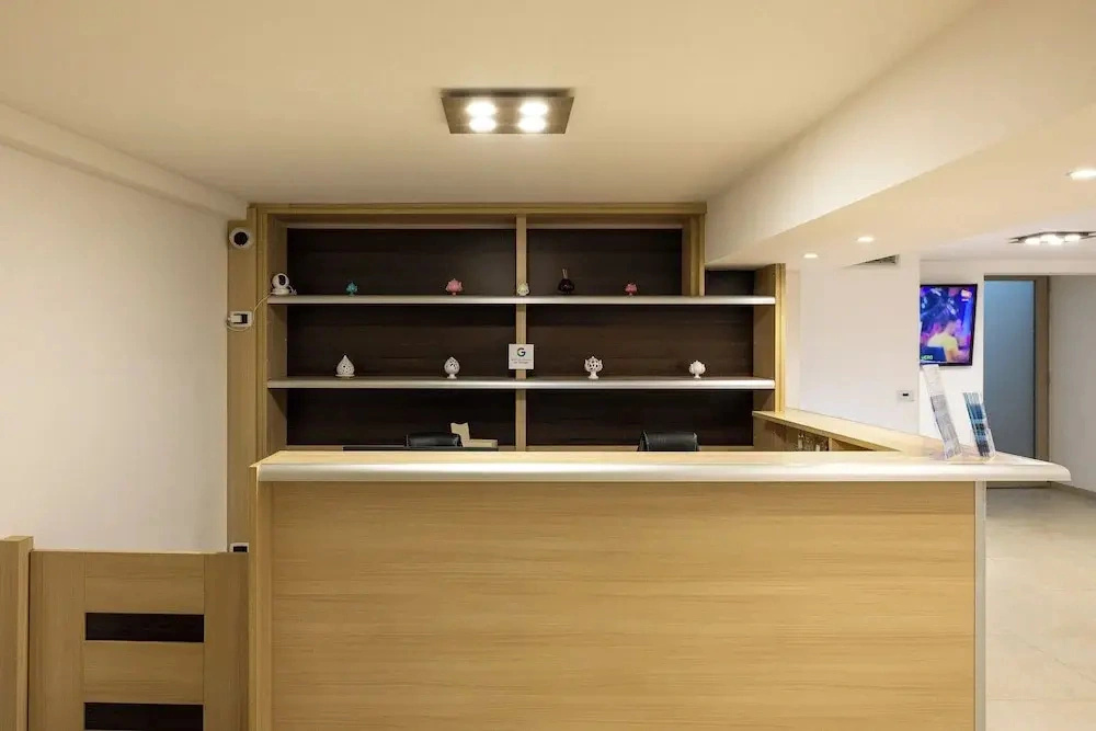 Roomsalentopalace