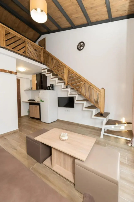 Mad'S Villas 4