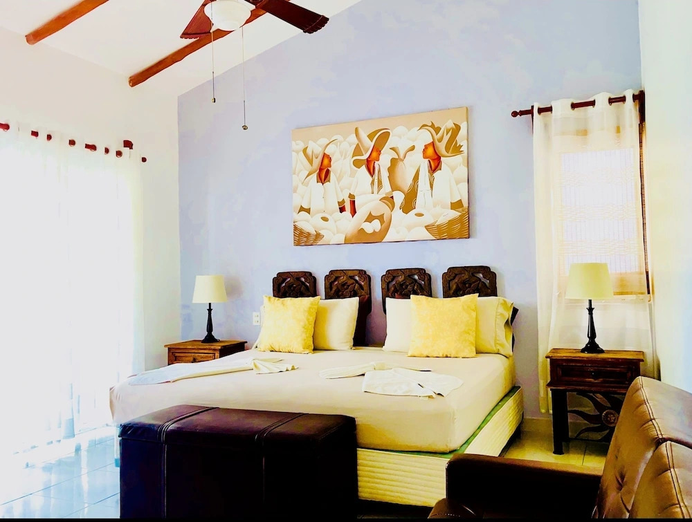 8 Pax Standard Pool Villa