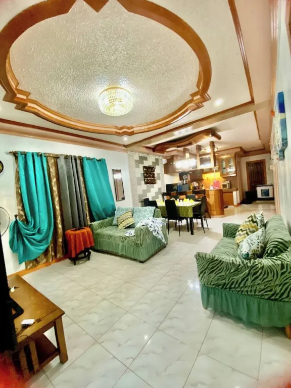 Len Staycation in Panabo 3BDR-2BR-Downstairs Wifi Netflix
