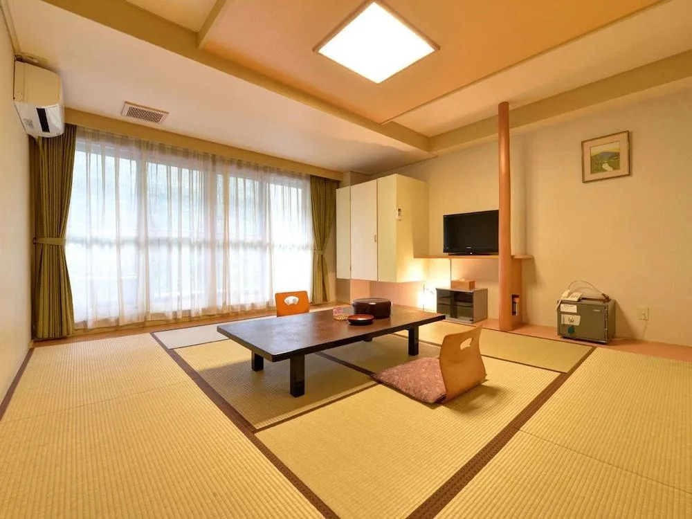 Shima Onsen Yuzurihaso Hot spring Inn
