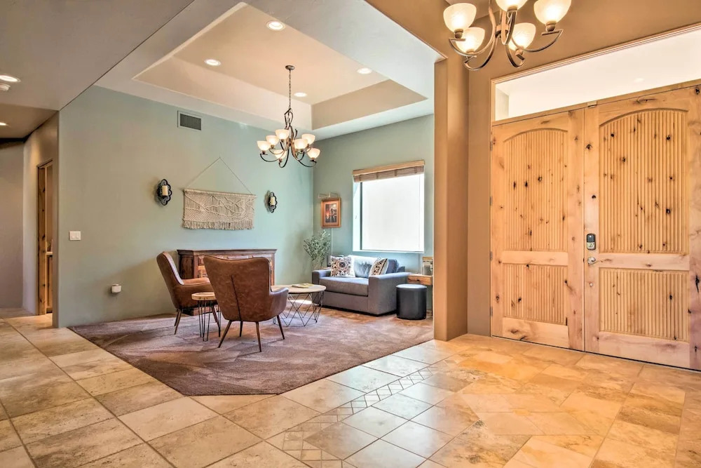 Mountain-view Oasis w/ Incredible Pool & Spa!