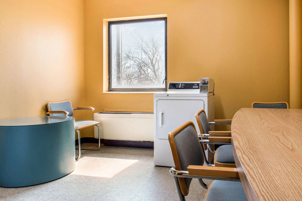 La Quinta Inn & Suites by Wyndham Miamisburg Dayton South