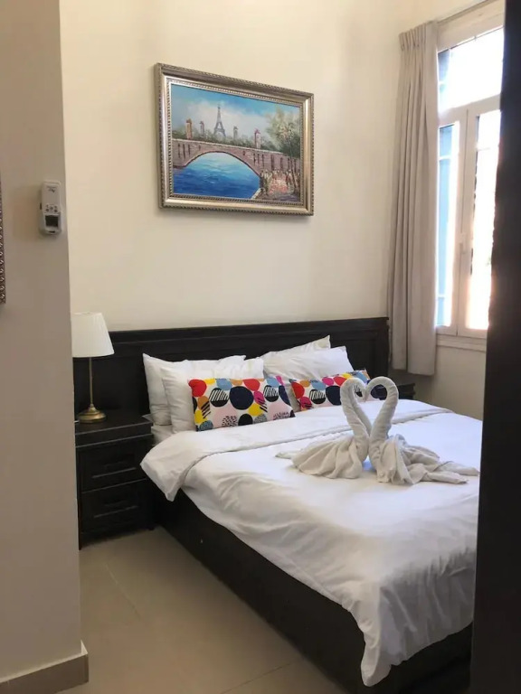 Unique TLV Bauhaus