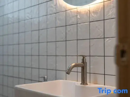 VivaDeva , Pool Villa In Nimman 4BR Near MAYA MALL