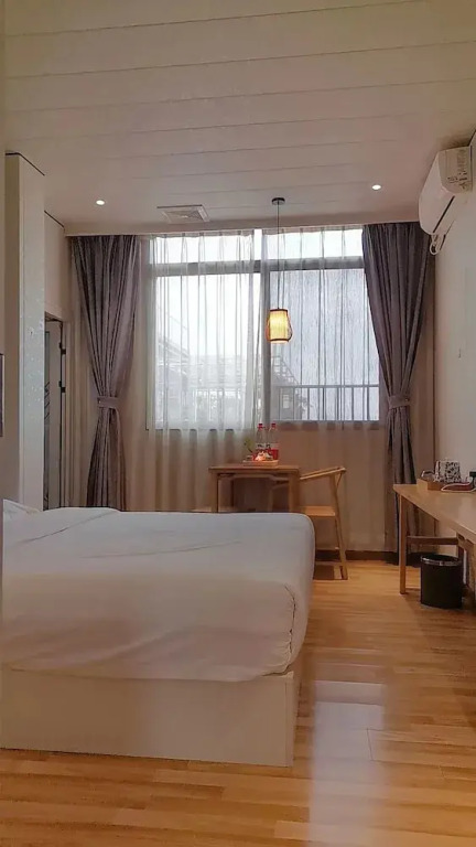Jinju Art  Hotel