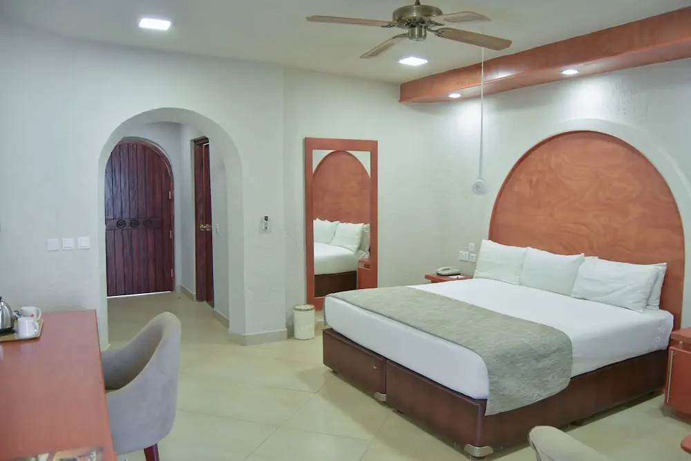 Caribbea Bay Resort