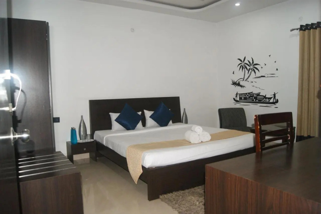 FabHotel Hill View Jubilee Hills