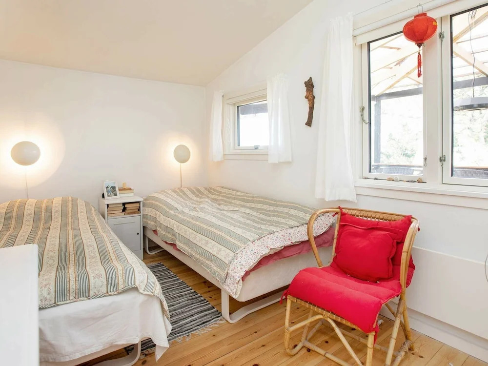 Chic Holiday Home in Hovedstaden near Sea