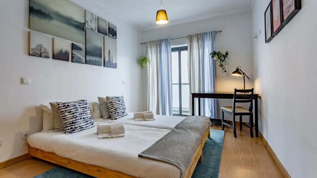 Spacious & Modern 3BDR Apartment in Algarve by LovelyStay