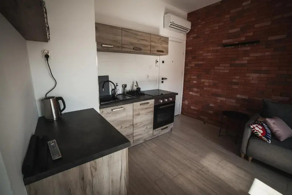 Lawendowo- sauna, jacuzzi, domki w ogrodzie i apartamenty w kamienicy