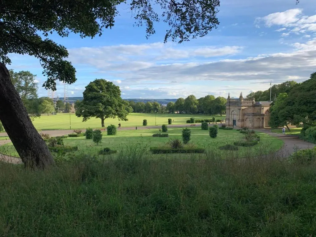 Tranquil Place in Dundee near Docks