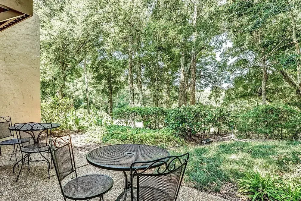 Dog-friendly Oceanfront Getaway With Shared Pool & Central AC