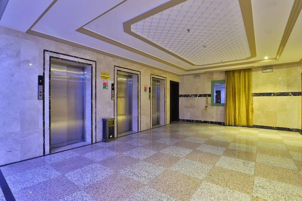 Oyo 425 Hotel Manazil Alfouz