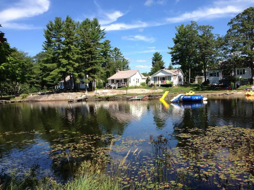 Pine Grove Cottages