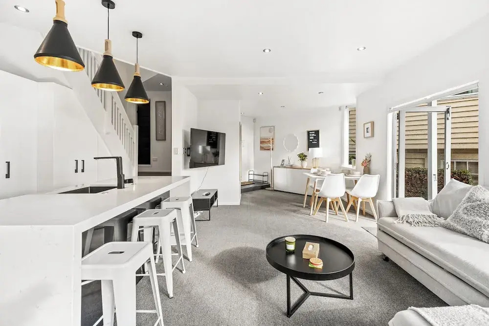 Charming 2BR Home Near City & Bay by Zodiak Stays