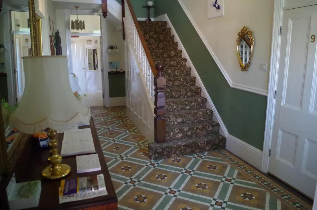Varley House