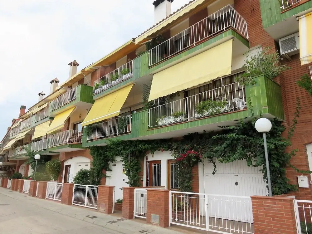 Apartment With 2 Bedrooms in Canet de Mar, With Wonderful Mountain Vie
