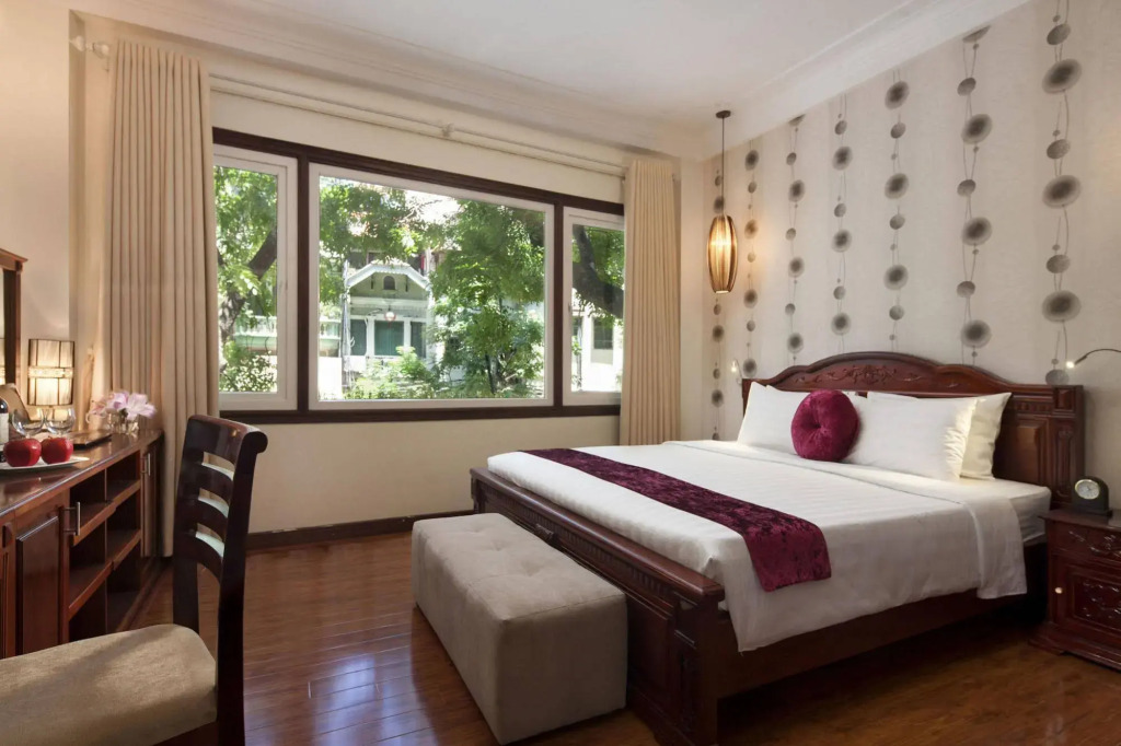 Hanoi Golden Moon Hotel & Travel