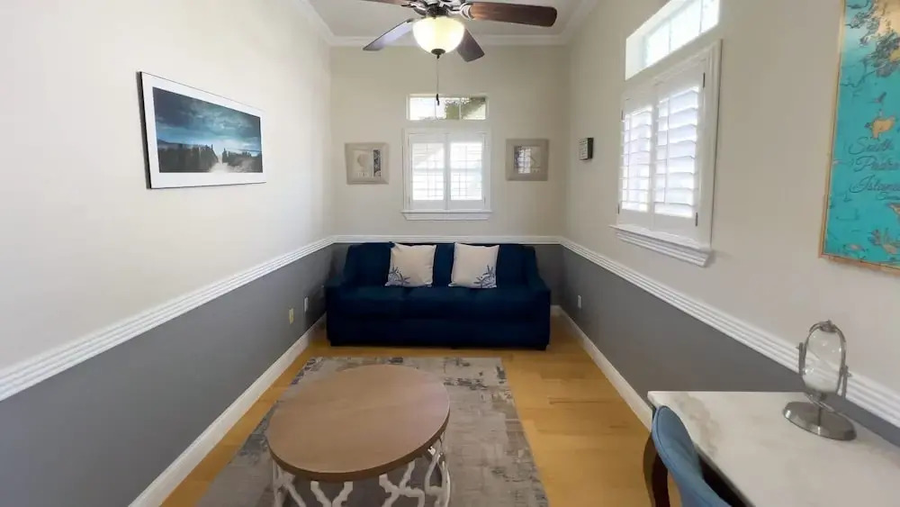 Luxury - 1 min to Beach - Pool - New Remodel