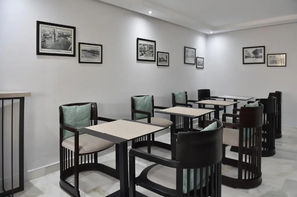 Le Yacht Suites Hotel