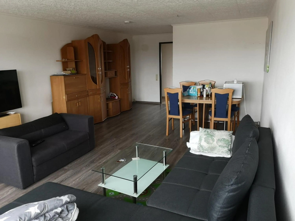 Business or Family Luxurious 2 Bed room apartment with Kitchen & Balcony