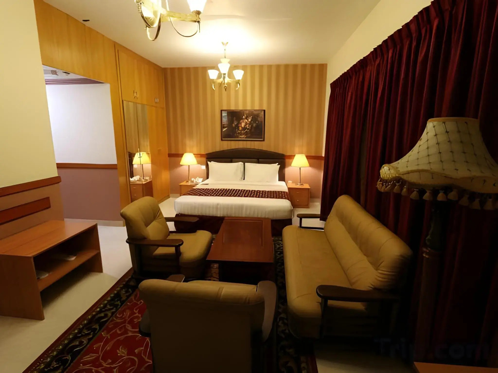 California Hotel