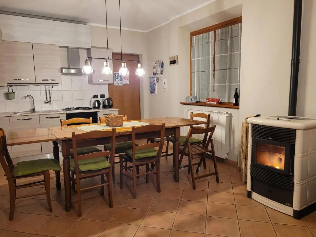 Villa Glory Mountain Lake Iseo Hospitality