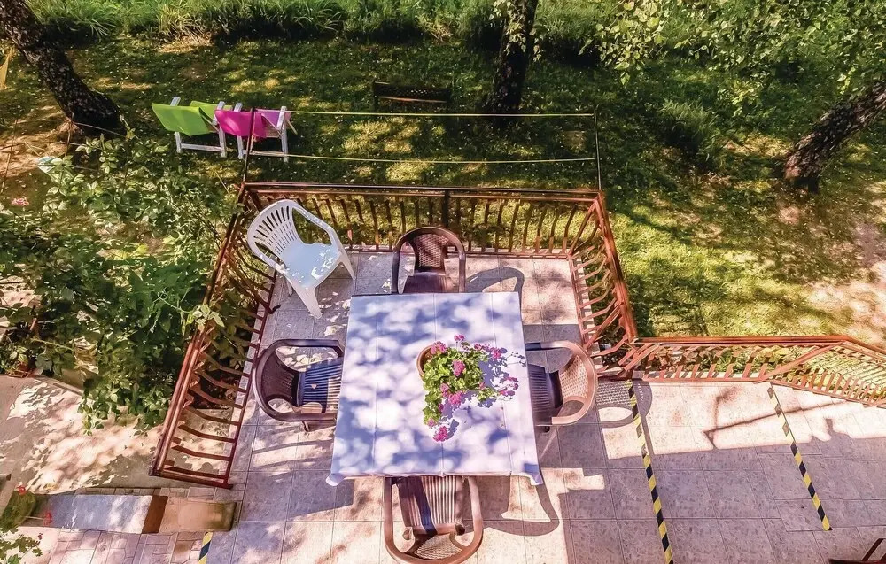 Beautiful Apartment in Ledenice With 4 Bedrooms and Wifi