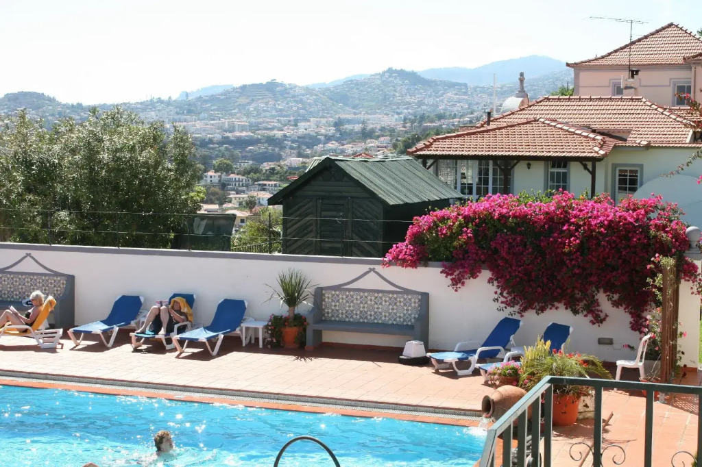 Apartamentos Quinta Mae dos Homens