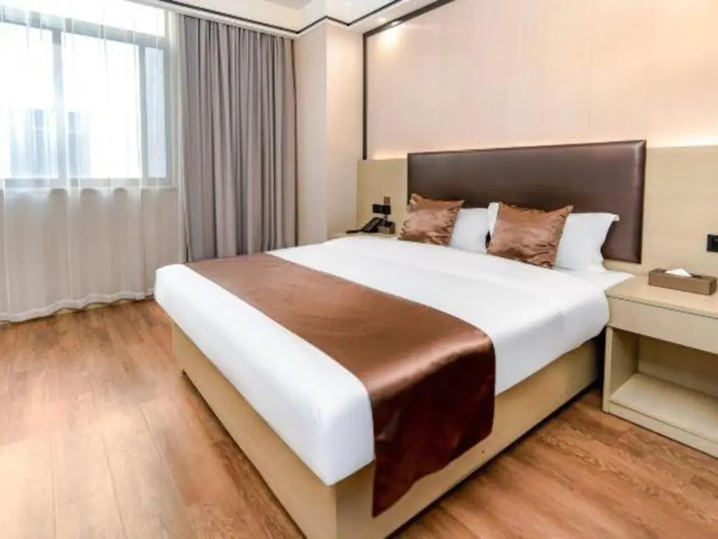 GYA Changzhou Wujin District Hutang New Era Furniture Plaza Hotel