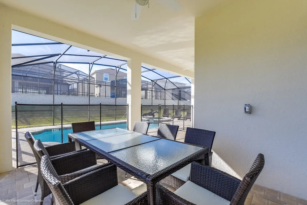 7 BD 5 BH Villa Game, Pool and Spa