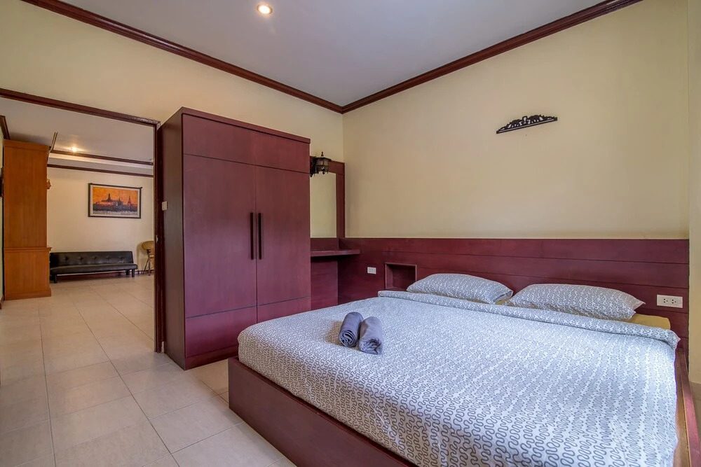 Baan Muang Pool Villa