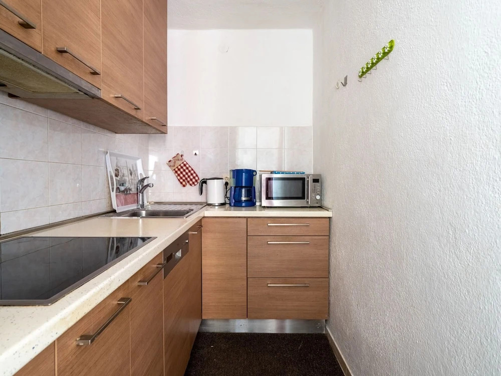 Modern Apartment in Okrug Gornji With Swimming Pool