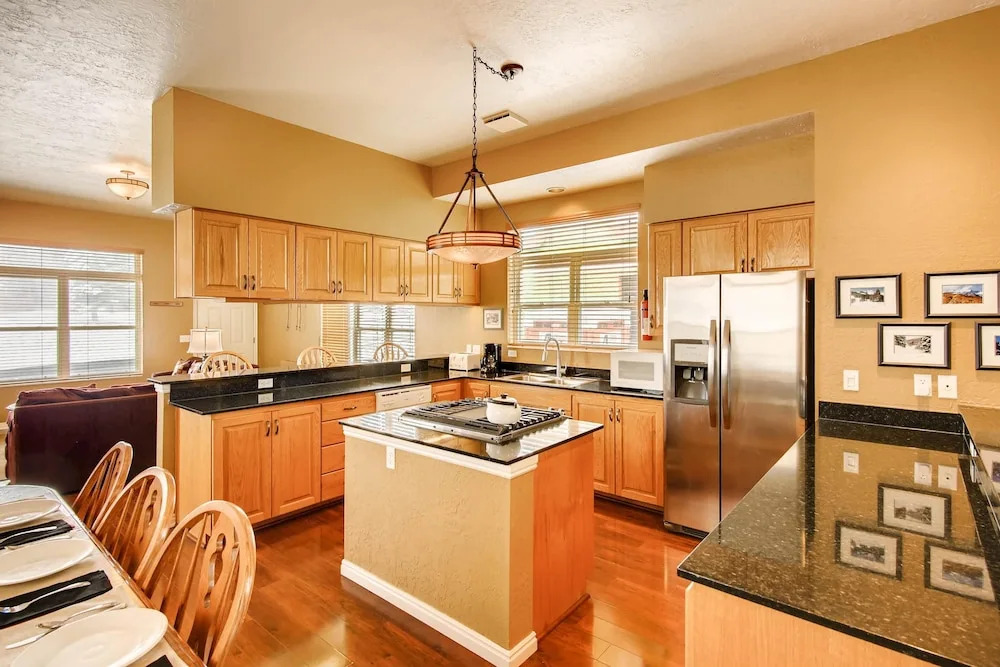 OLD TOWN RETREAT home