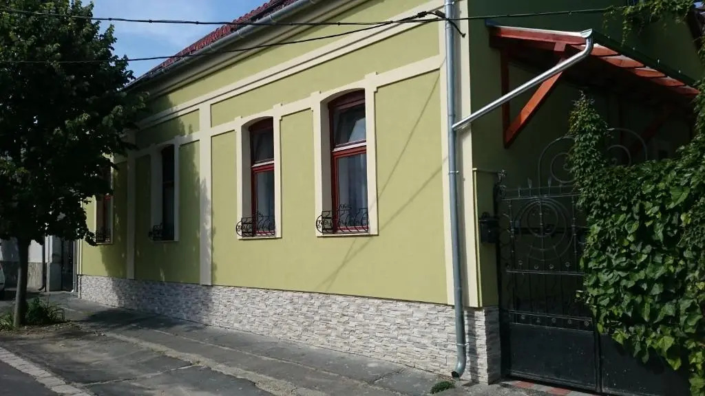 Diána Apartmanház