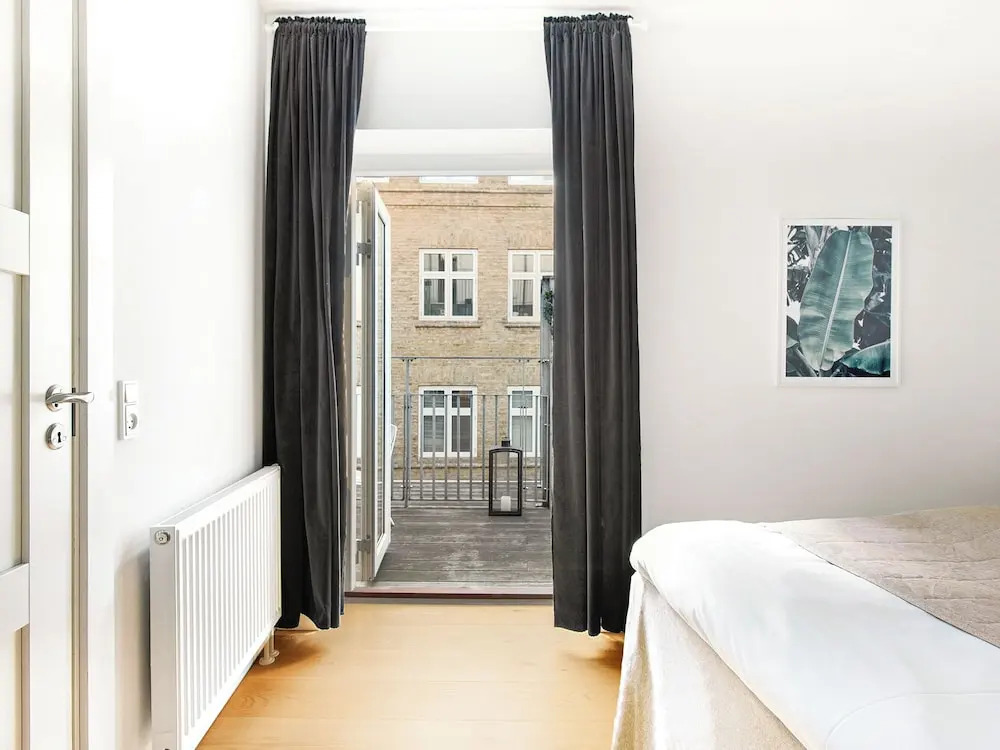 Leaves 1 - Charming Ap for 8 Persons in Central Copenhagen