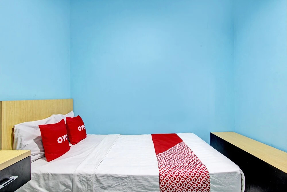 OYO 93209 Guest House Cemara 3