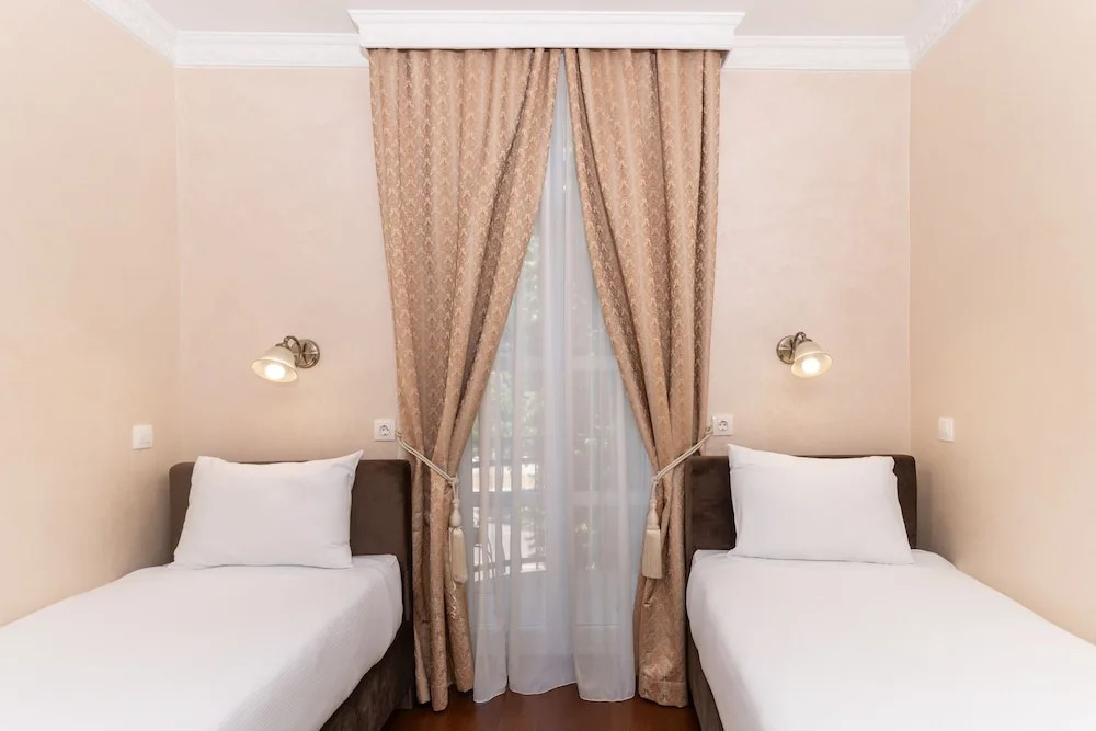 Ornament Hotel