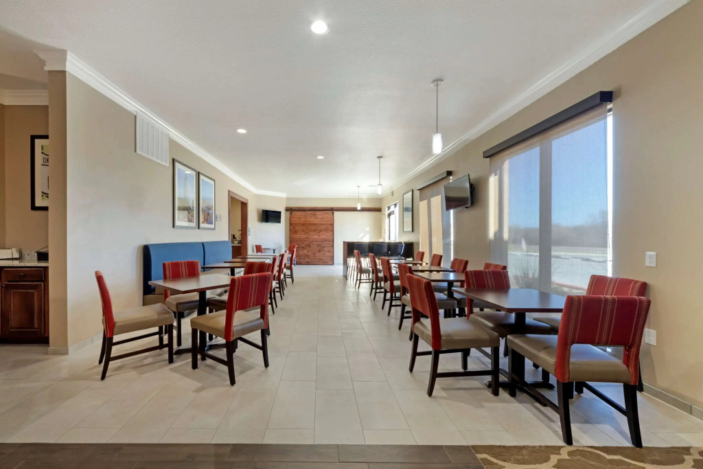 Comfort Inn & Suites Harrah