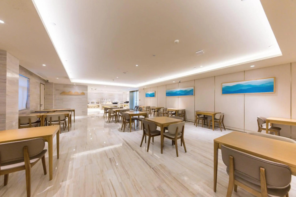 Ji Hotel Shanghai New International Expo Center