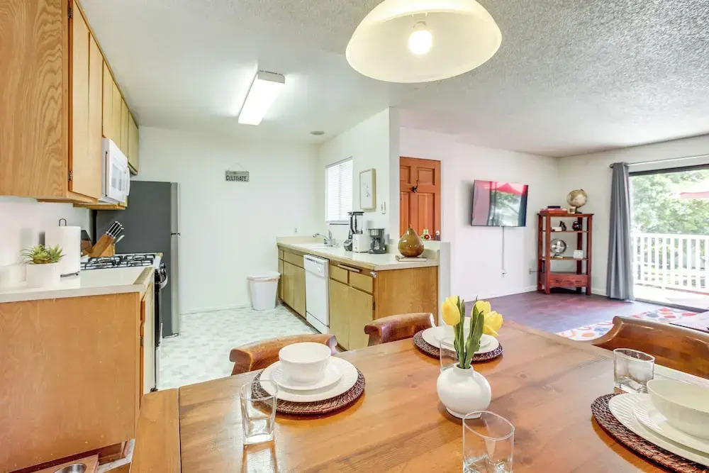 Pet-friendly Santa Maria Condo w/ Balcony!