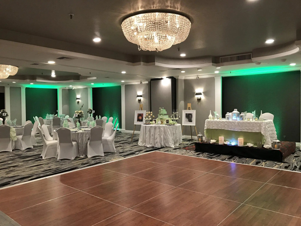 Adria Hotel and Conference Center