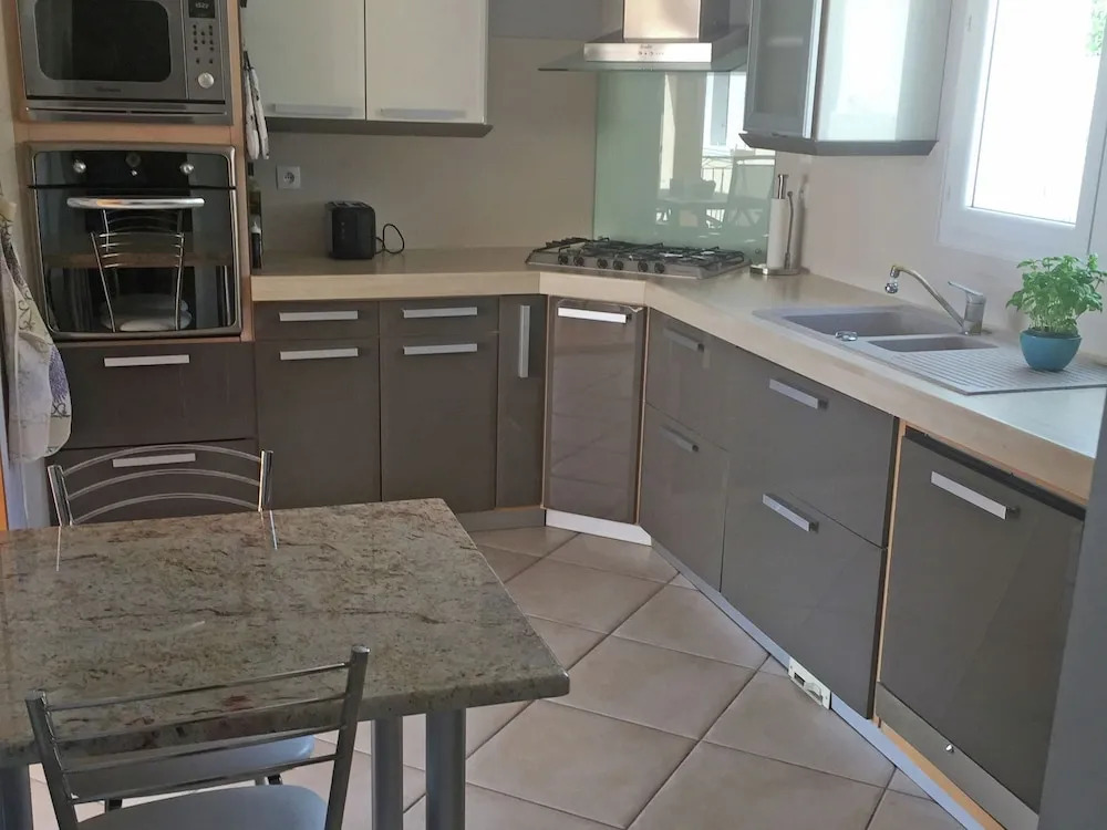 Comfortable Holiday Home in Flayosc With Private Garden