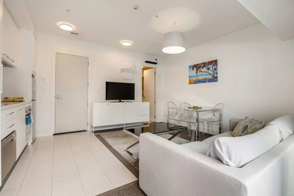 Bright & modern 1BR in Auckland CBD : Zodiak Stays