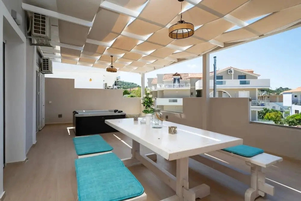Villy Suites I - Zante Luxury Suite With Hot Tub