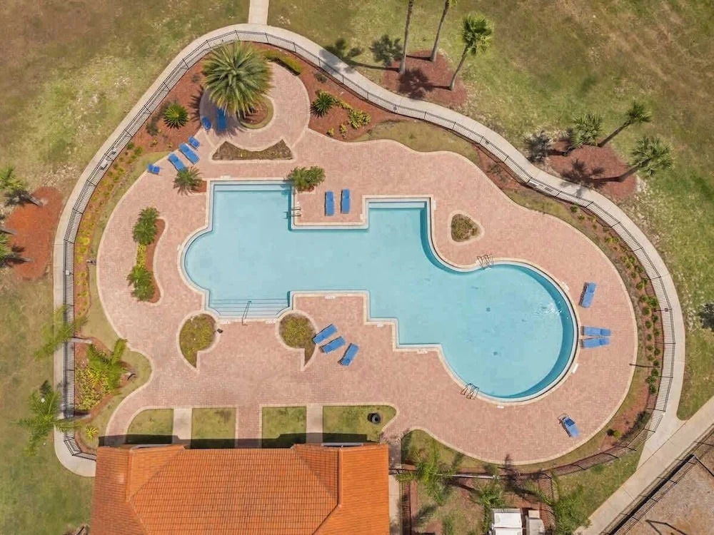 4 Bed Close to Disney Private Pool