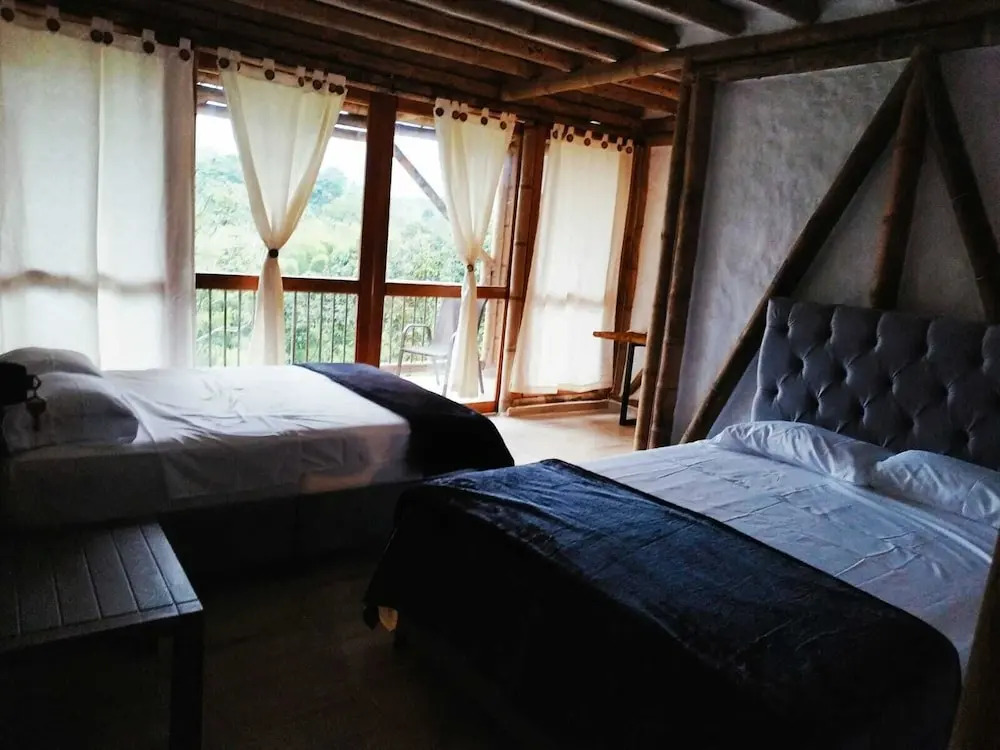 Tanager Lodge Quimbaya