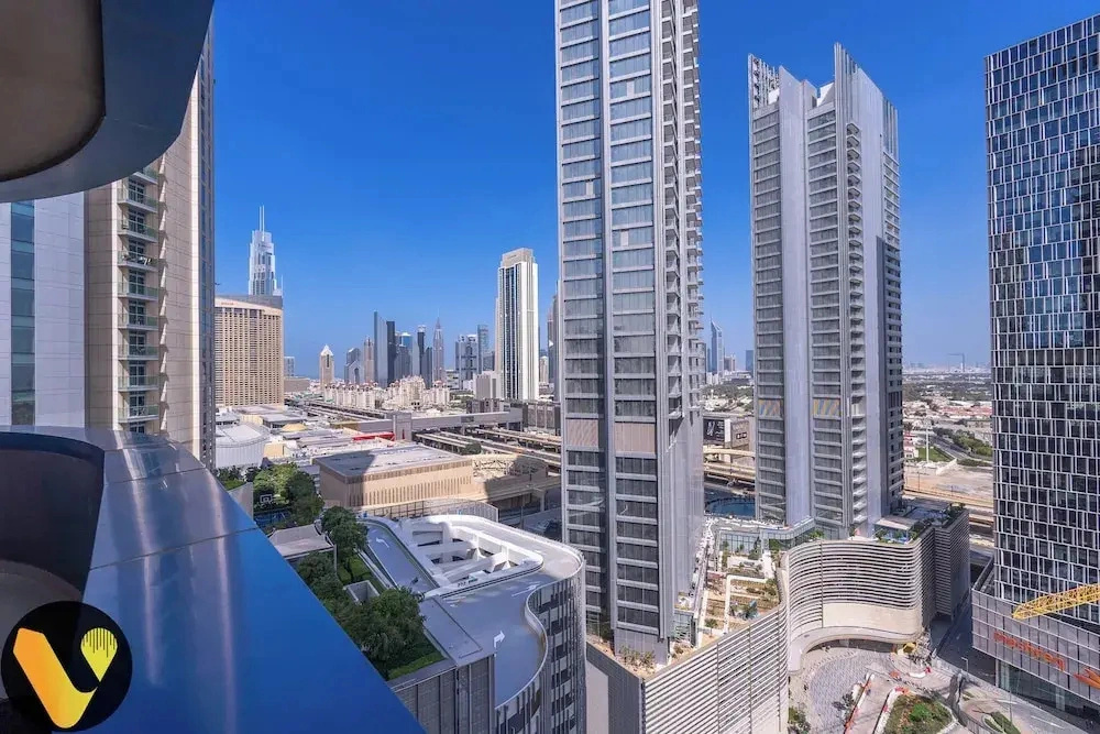 Downtown near Dubai Mall Burj Khalifa