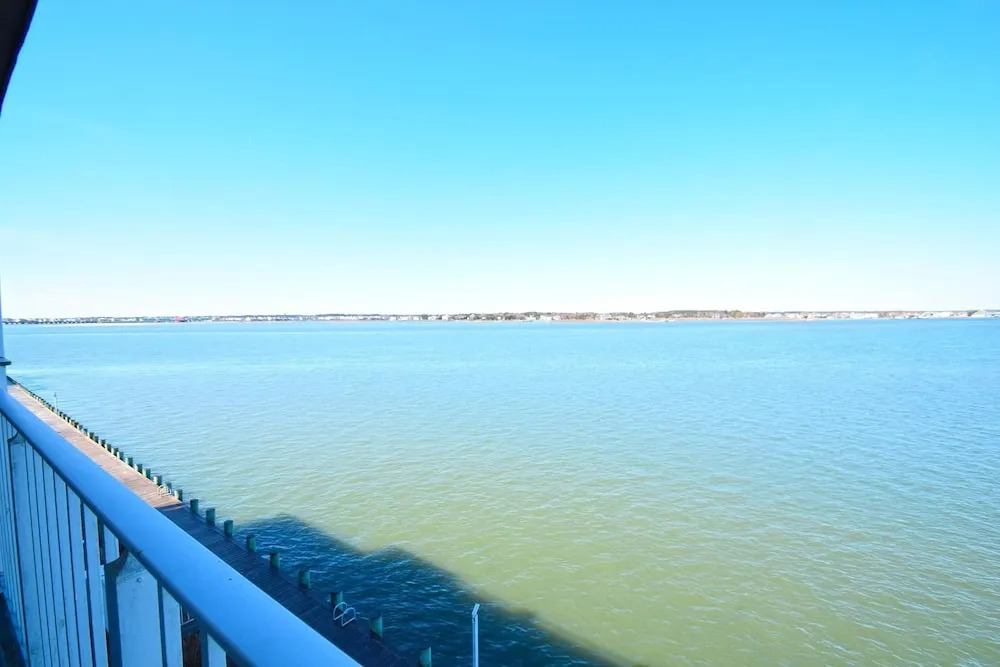 Harbour Island 308M